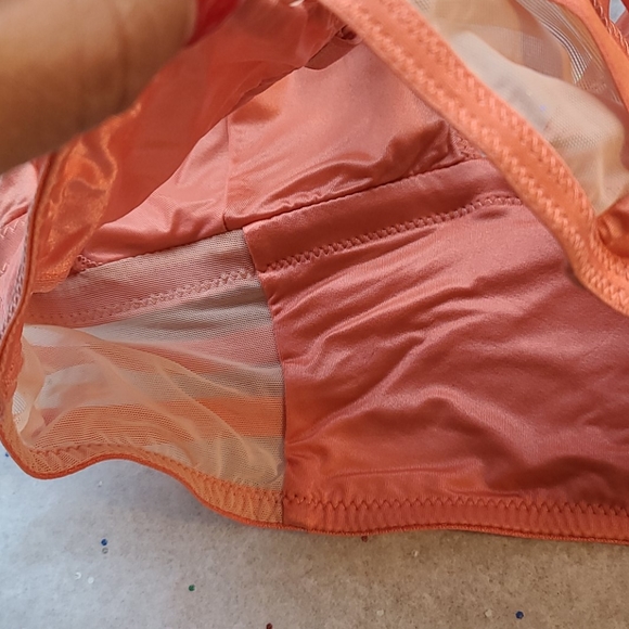 BUY 1 GET 1 FREE VICTORIA SECRET ORANGE SATIN BRA - Picture 8 of 10